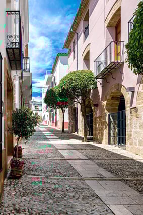 Benissa is located on the Costa Blanca, in the north of Alicante, in the Comunidad Valenciana, Spain.